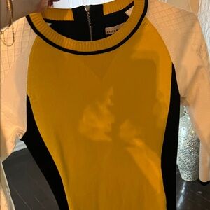 Karen Millen Yellow and Black Long Sleeve Dress